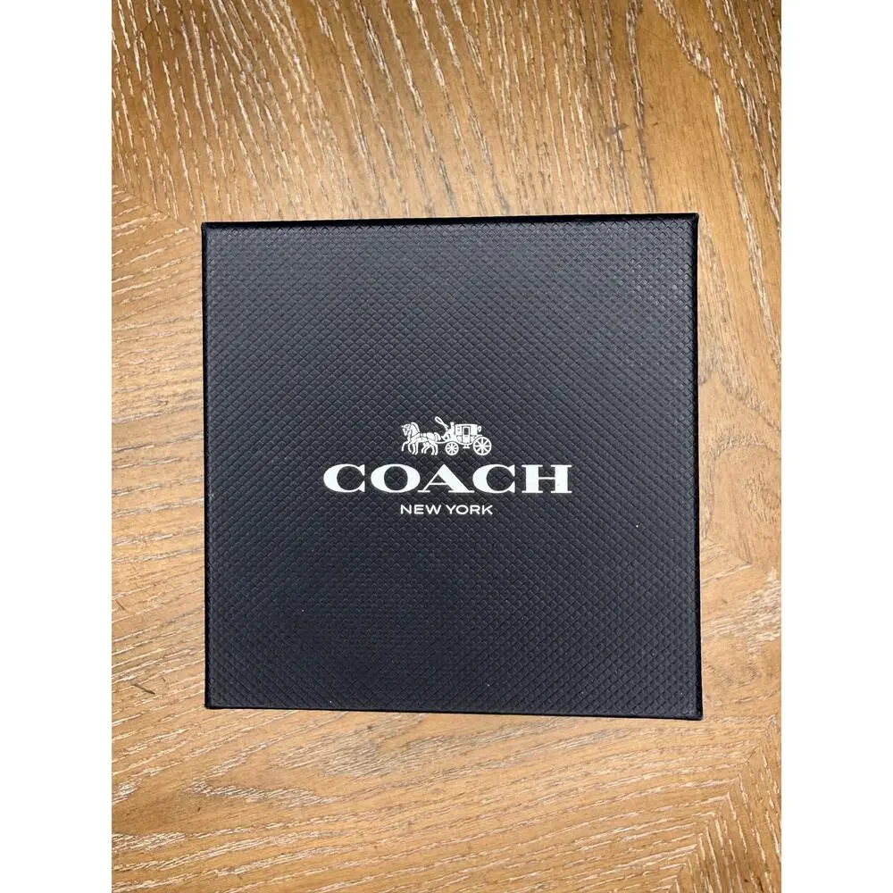 Coach Rose Gold Crystal Bezel Watch | New With Box | Luxury Gift - Picture 4 of 5